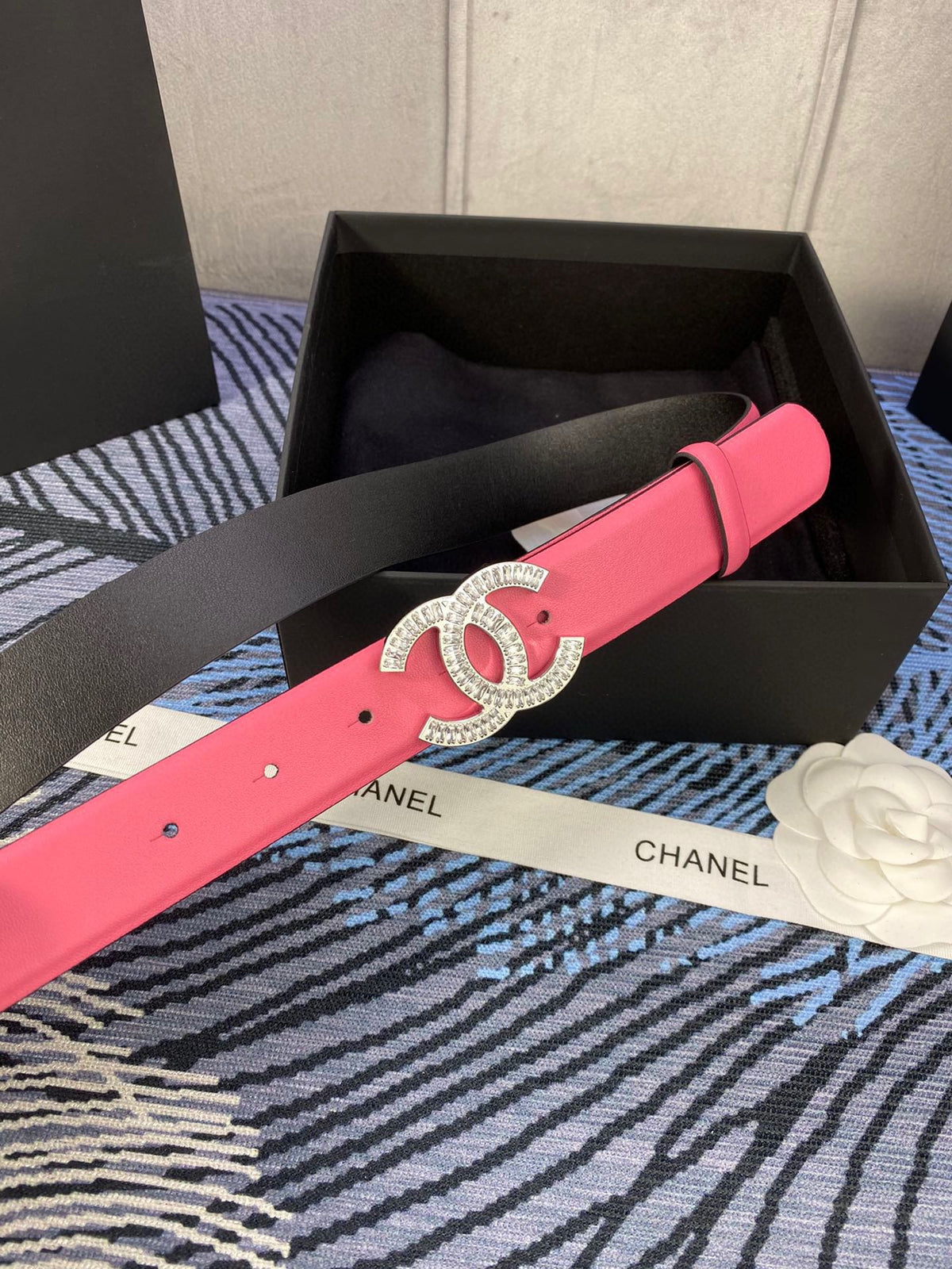 CHANEL 25S BELT 30 MM IN PINK CALFSKIN WITH SILVER HARDWARE 615094