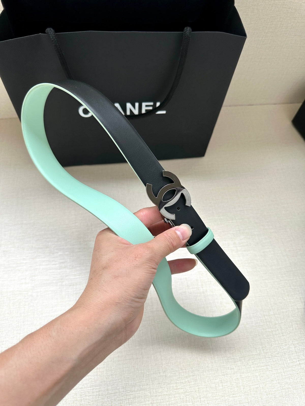 CHANEL 30MM BELT IN GREEN MINT AND BLACK CALFSKIN WITH GOLD HARDWARE