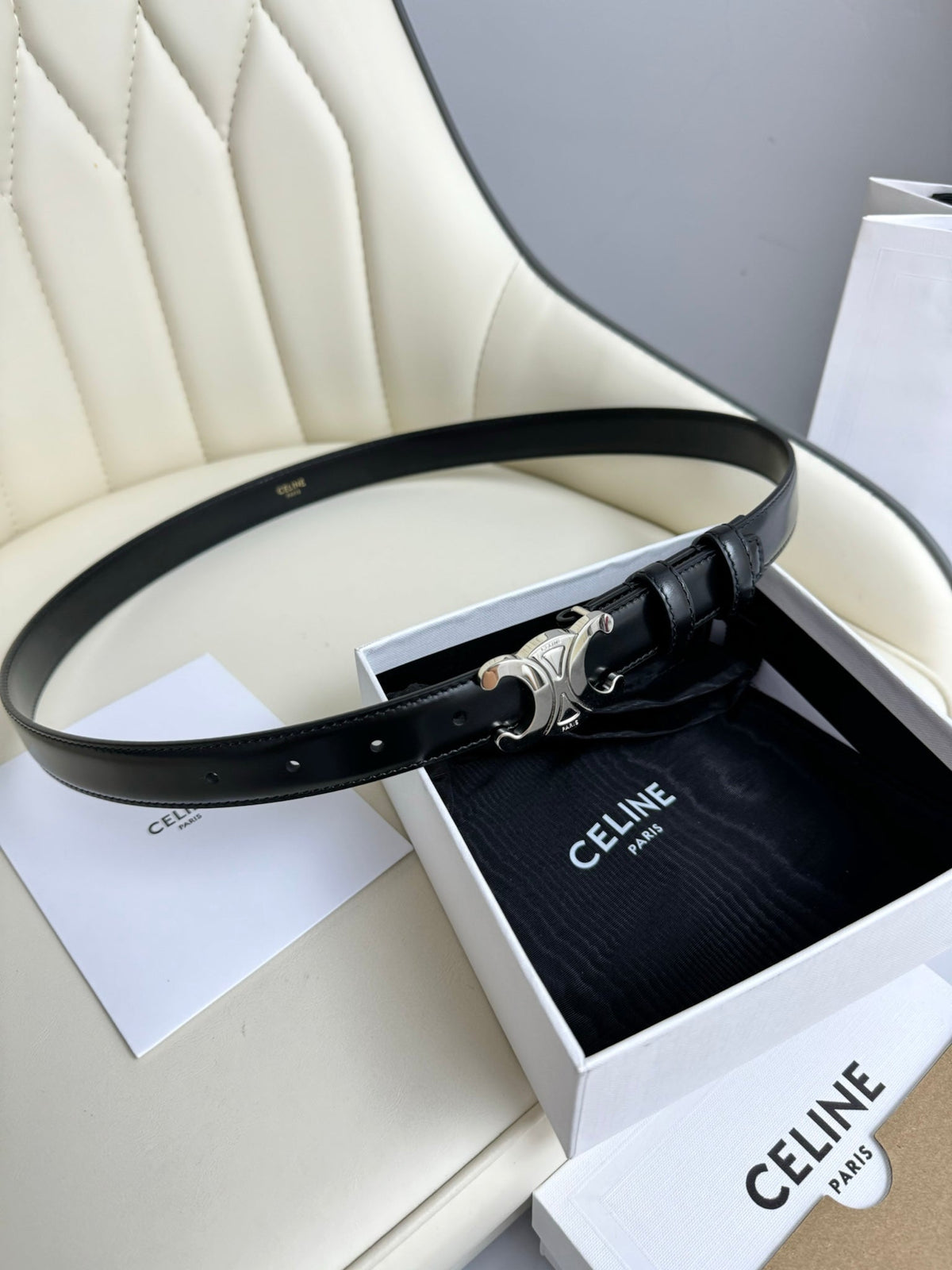 CELINE SMALL TRIOMPHE BELT 18 MM BLACK LEATHER SILVER HARDWARE